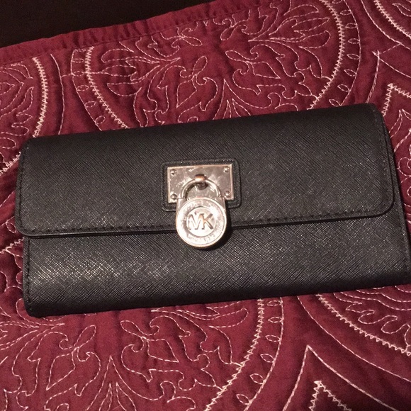 Michael Kors Handbags - Michael Kors Black Leather Wallet